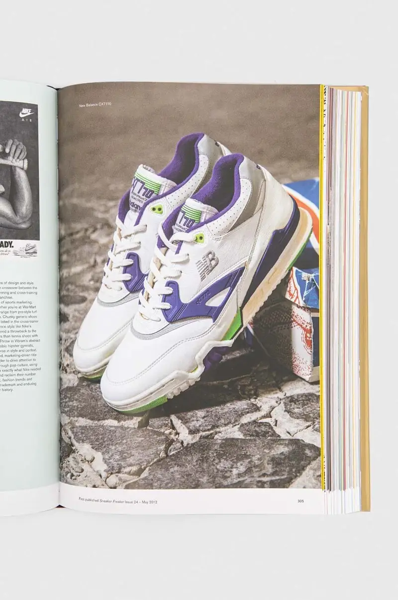 libro Sneaker Freaker. The Ultimate Sneaker Book, Simon Wood Multicolore miniatura 3