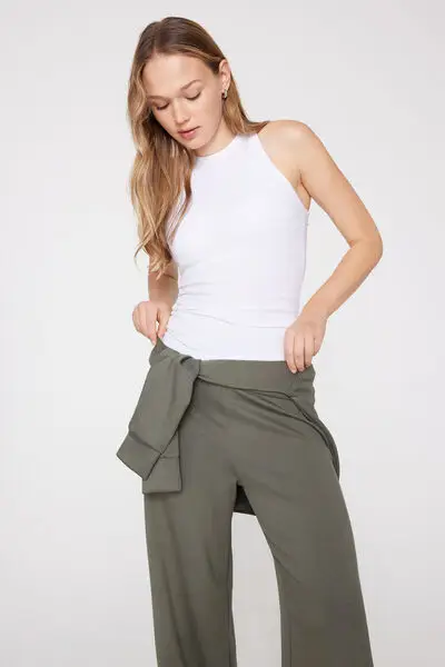 Canotta Vogatore con Coppe Integrate Cotone Costine Donna Bianco