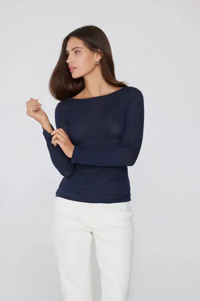 Maglia Leggerissima Scollo Barchetta Viscosa e Lana Merino Donna Blu miniatura 3