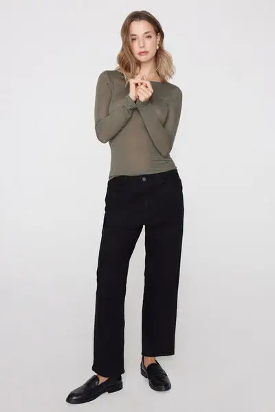 Maglia Leggerissima Scollo Barchetta Viscosa e Lana Merino Donna Verde miniatura 3