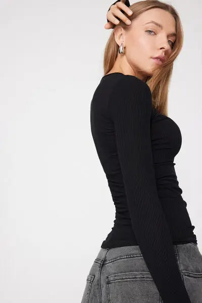 Maglia Maniche Lunghe Costine Girocollo Donna Nero miniatura 3