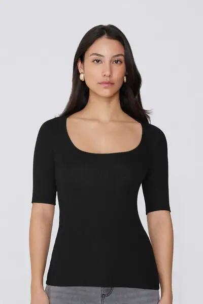Maglia Mezze Maniche Scollo Quadrato Cotone Costine Donna Nero