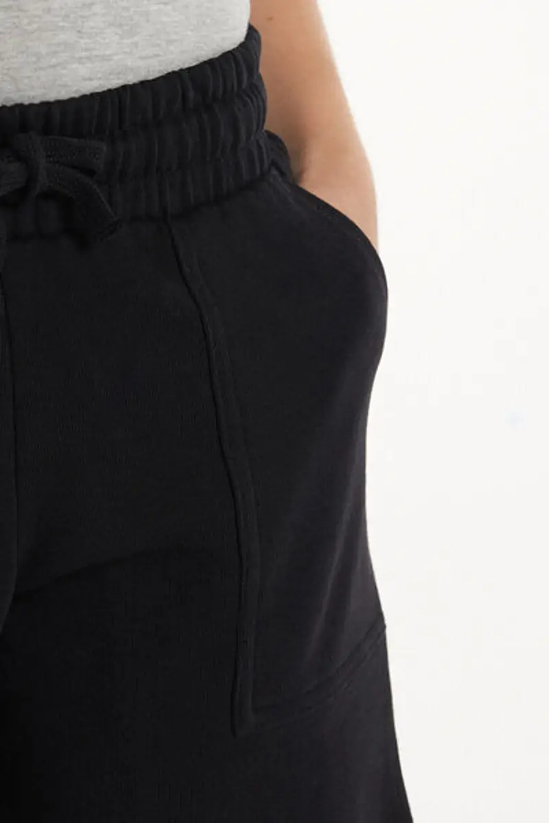 Tezenis Pantaloncini Corti in Felpa di Cotone con Tasche Bimbo Bambino Nero Taglia 10-11 miniatura 3