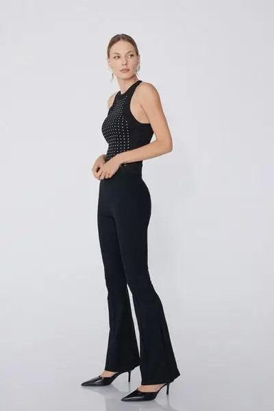 Pantalone Flare in Tela Elasticizzata Donna Nero