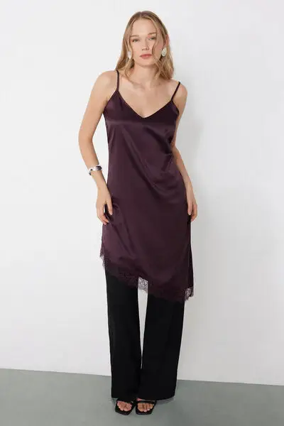 Sottoveste/Vestito Asimmetrica in Raso e Pizzo Donna Viola miniatura 3