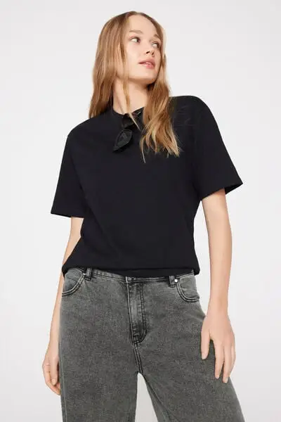 T-Shirt Girocollo in 100% Cotone Fiammato Donna Nero