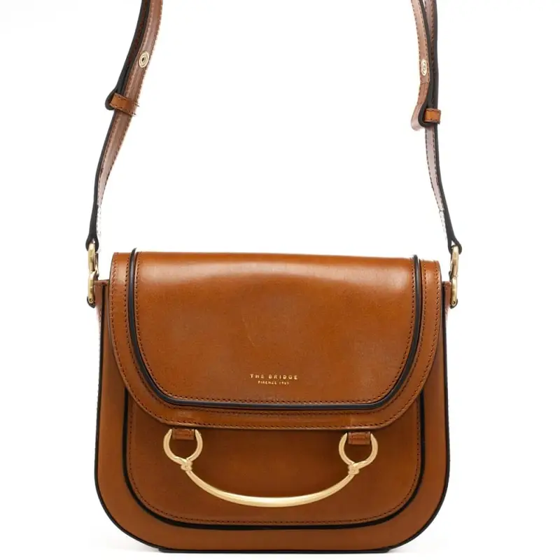 borsa a tracolla da donna in vera pelle con dettaglio in metallo e logo lettering stampato a fuoco cuoio