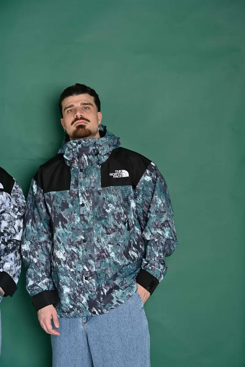 THE NORTH FACE Giacca a vento DryVent? Mono Mountain da uomo con fantasia verde e nera miniatura 3