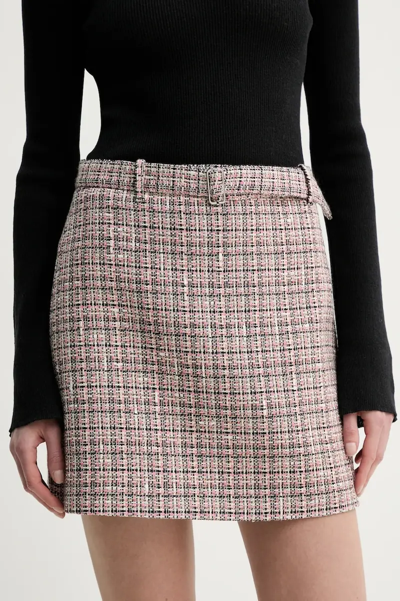 gonna colore rosa P0104301