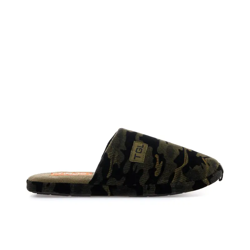 Ciabatte verdi da casa con stampa camouflage