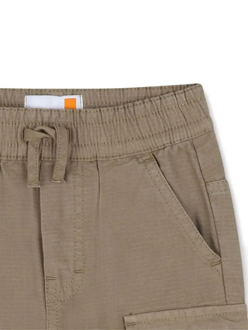 T60602659 Kaki miniatura 3