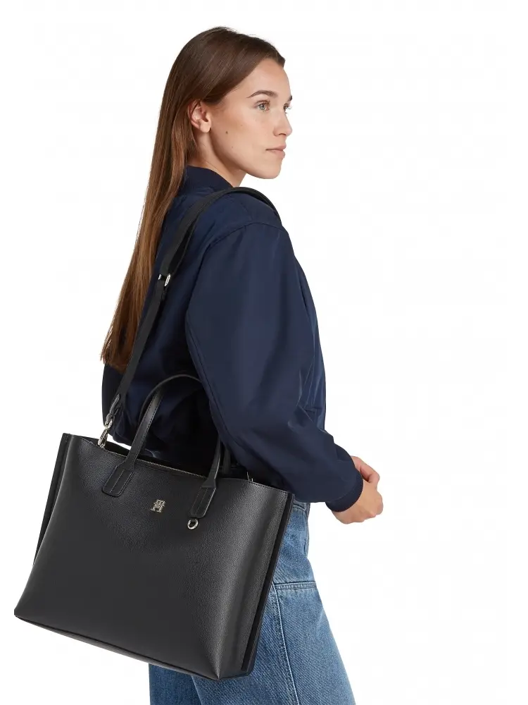 borsa nera donna in ecopelle con tracolla logo sul davanti miniatura 3