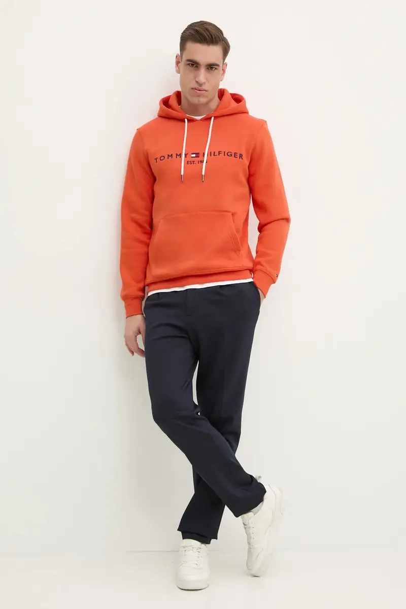 felpa uomo colore arancione con cappuccio con applicazione miniatura 2