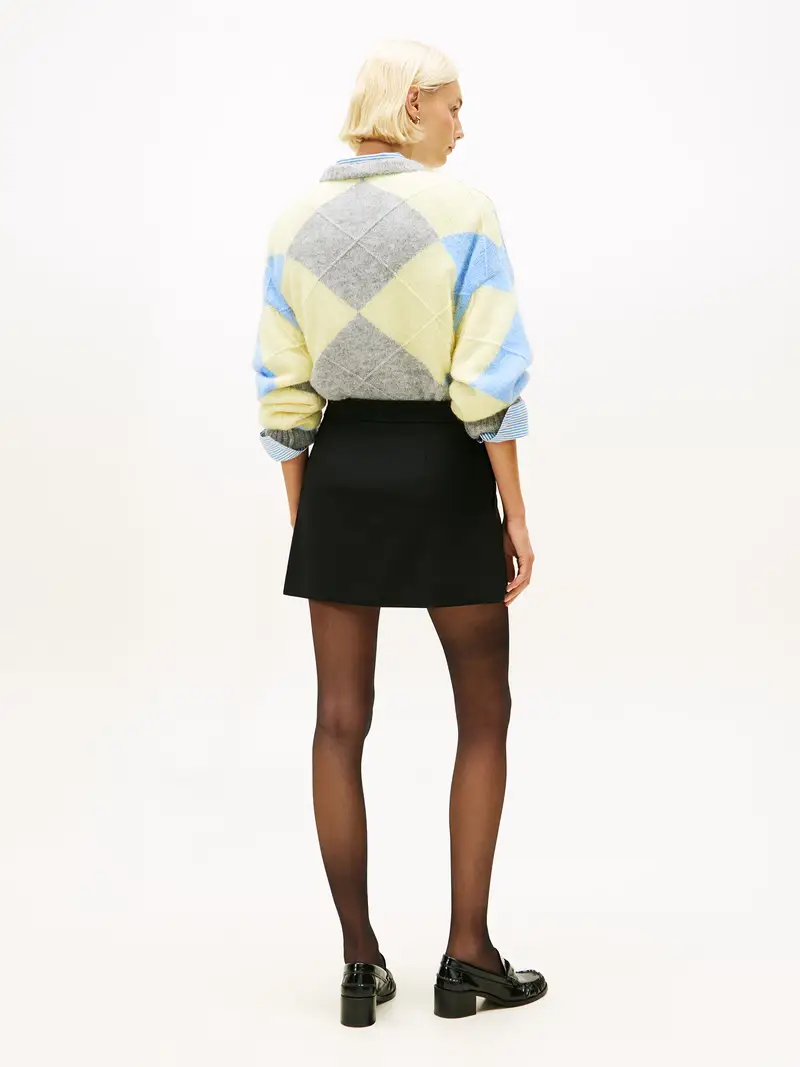 Gonna nero miniatura 3