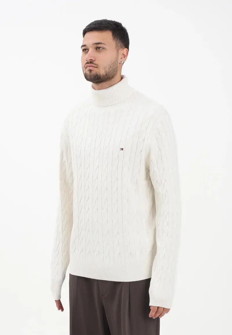 Maglioncino a collo alto panna da uomo