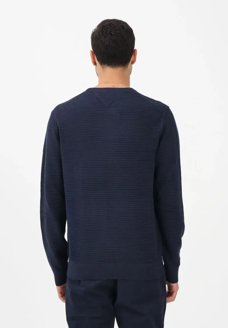 Maglioncino girocollo blu da uomo caratterizzato da lavorazione a maglia tramata miniatura 3