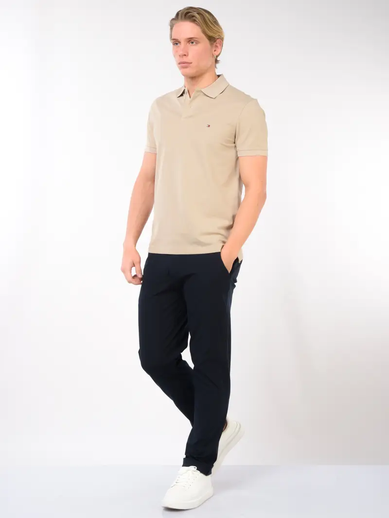 polo da uomo Tommy Hilfiger in piquet performance con logo BEIGE miniatura 2