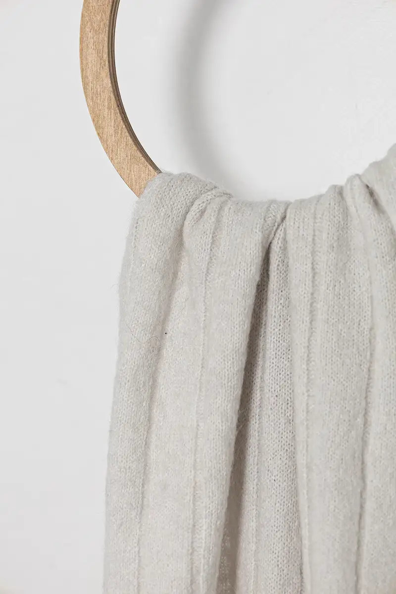 scialle con lana colore grigio AW0AW17787 miniatura 2