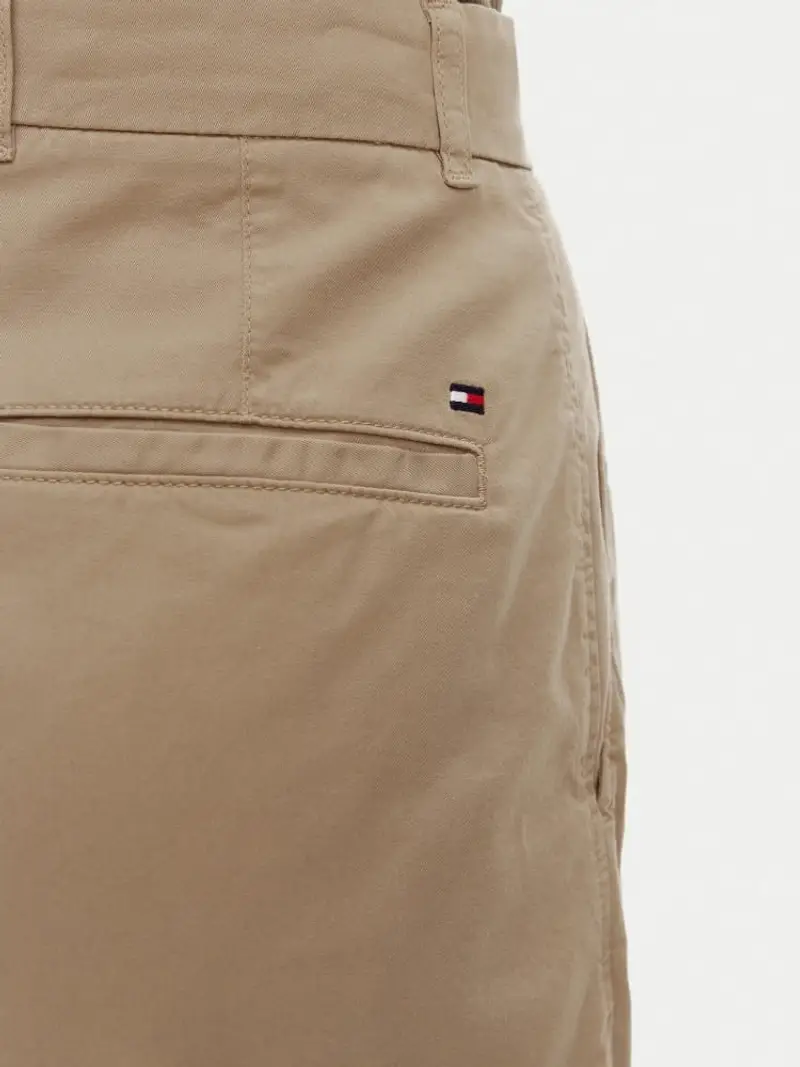 Tommy Hilfiger shorts beige donna in cotone mini logo sul lato e sul retro miniatura 3