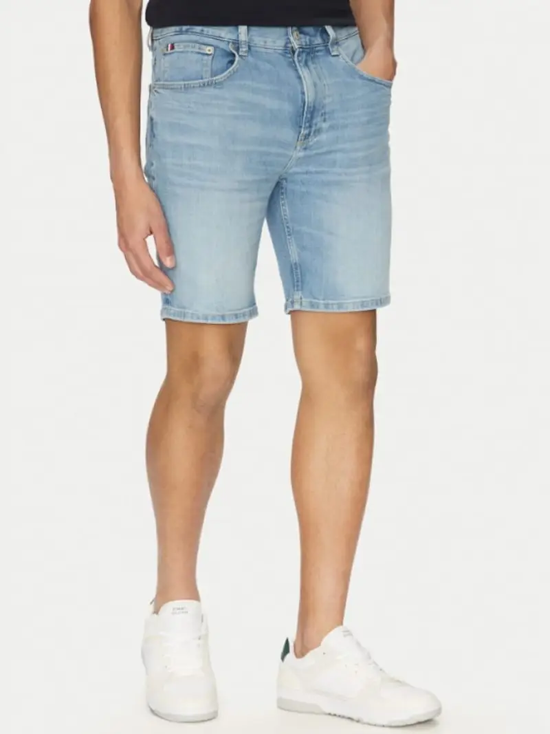 Tommy Hilfiger shorts in denim chiaro uomo slim fit micro logo sul retro