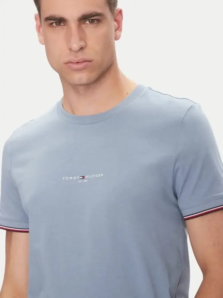 tshirt celeste polvere uomo in cotone logo lettering sul davanti miniatura 2