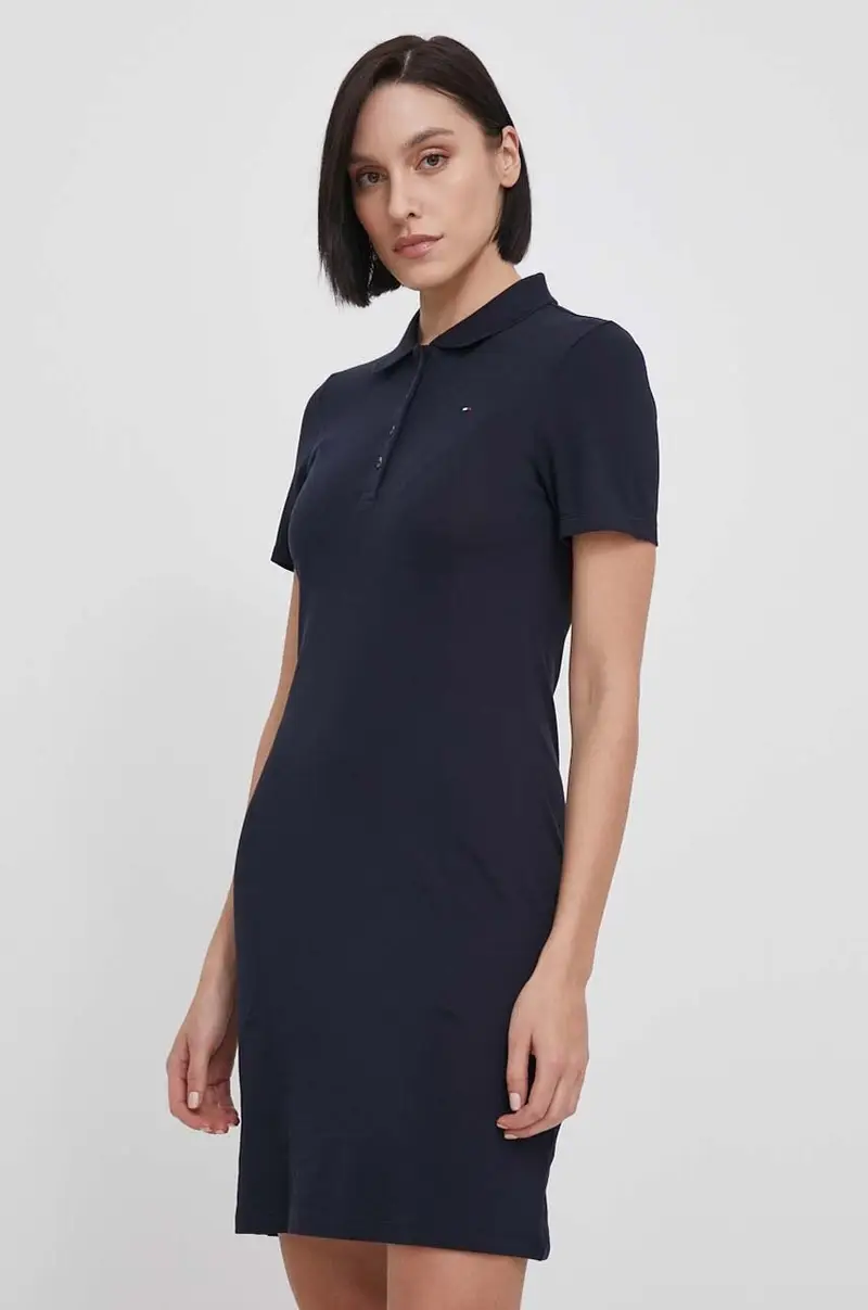 vestito colore blu navy