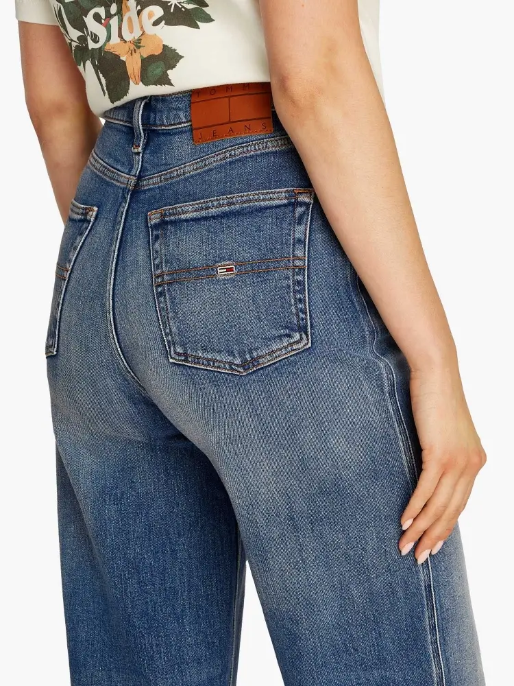 pantalone in denim medium donna patch logo sul retro miniatura 3