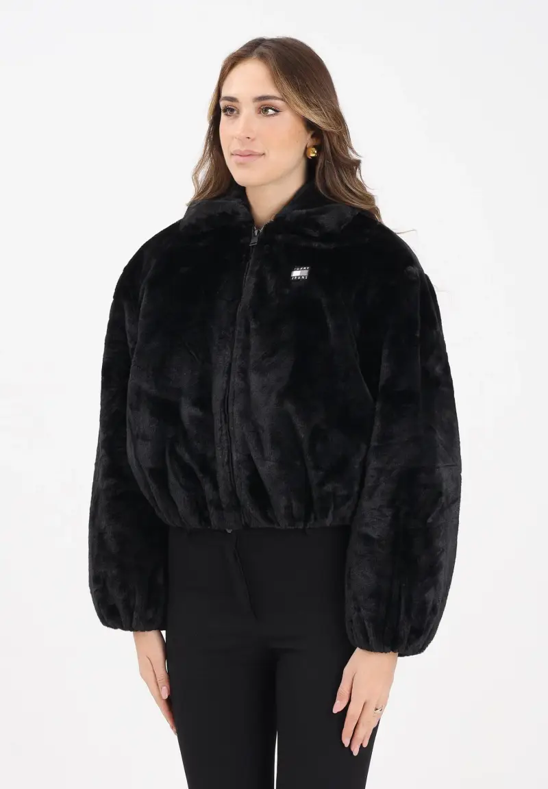Pelliccia sintetica nera da donna con logo