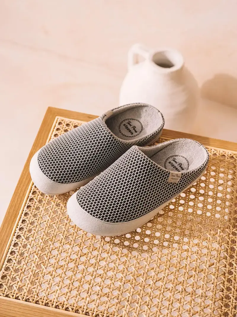 Ciabatte da casa tipo zoccolo da donna in rete PIETRA