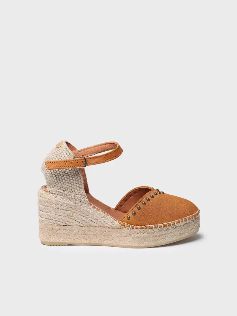 Espadrillas da donna in pelle con zeppa e borchiette CUOIO