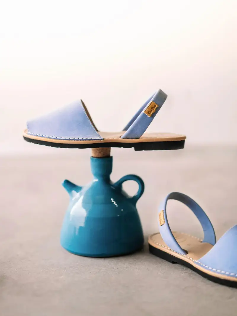 Menorquinas clásicas de mujer en piel | MAO-N TEJANO