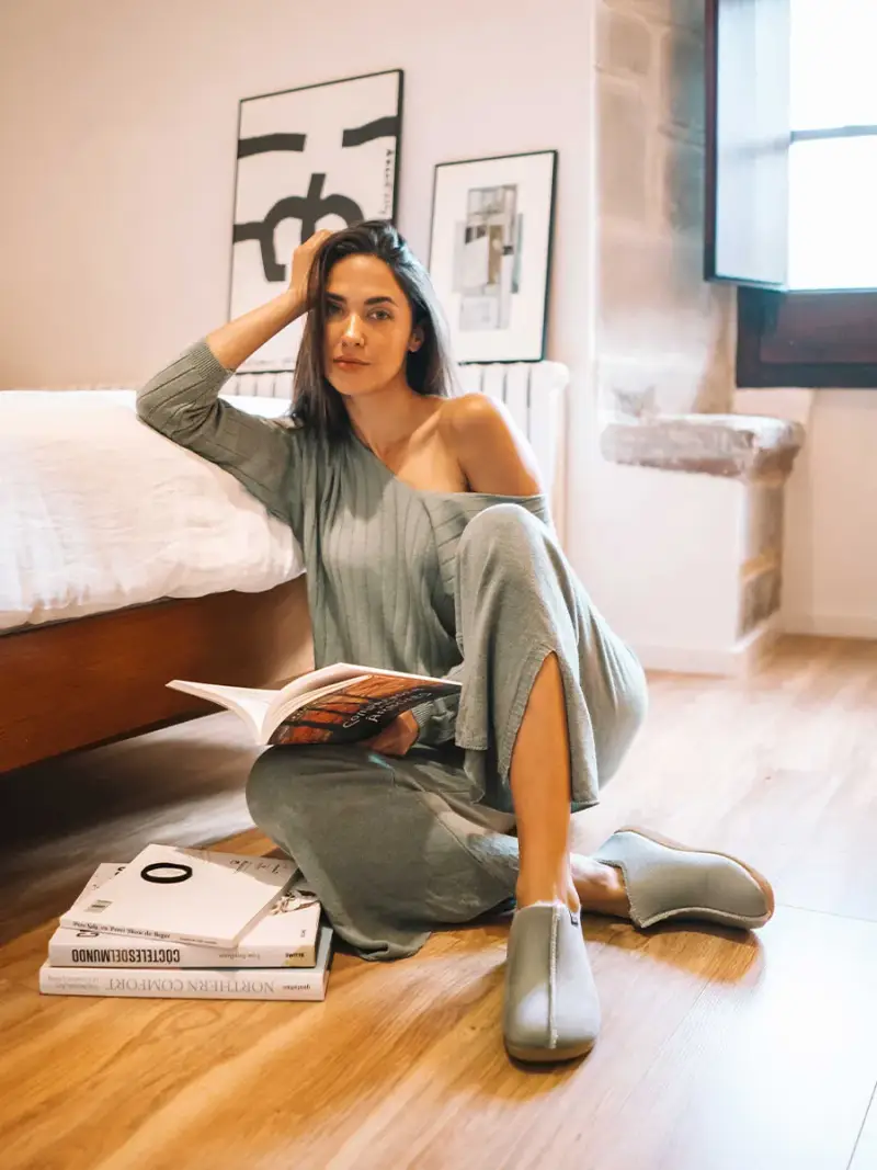 Pantofola alta da donna in pelle MENTA