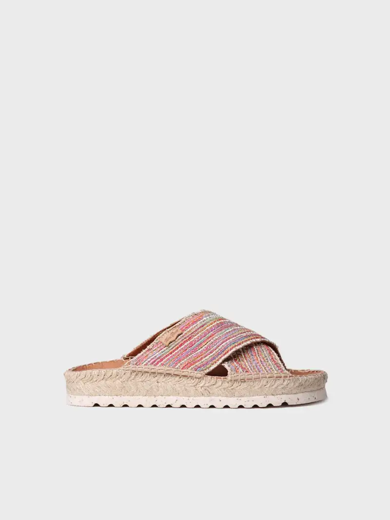 Sandalo senza tacco con cinturini incrociati con finitura brillante MULTI