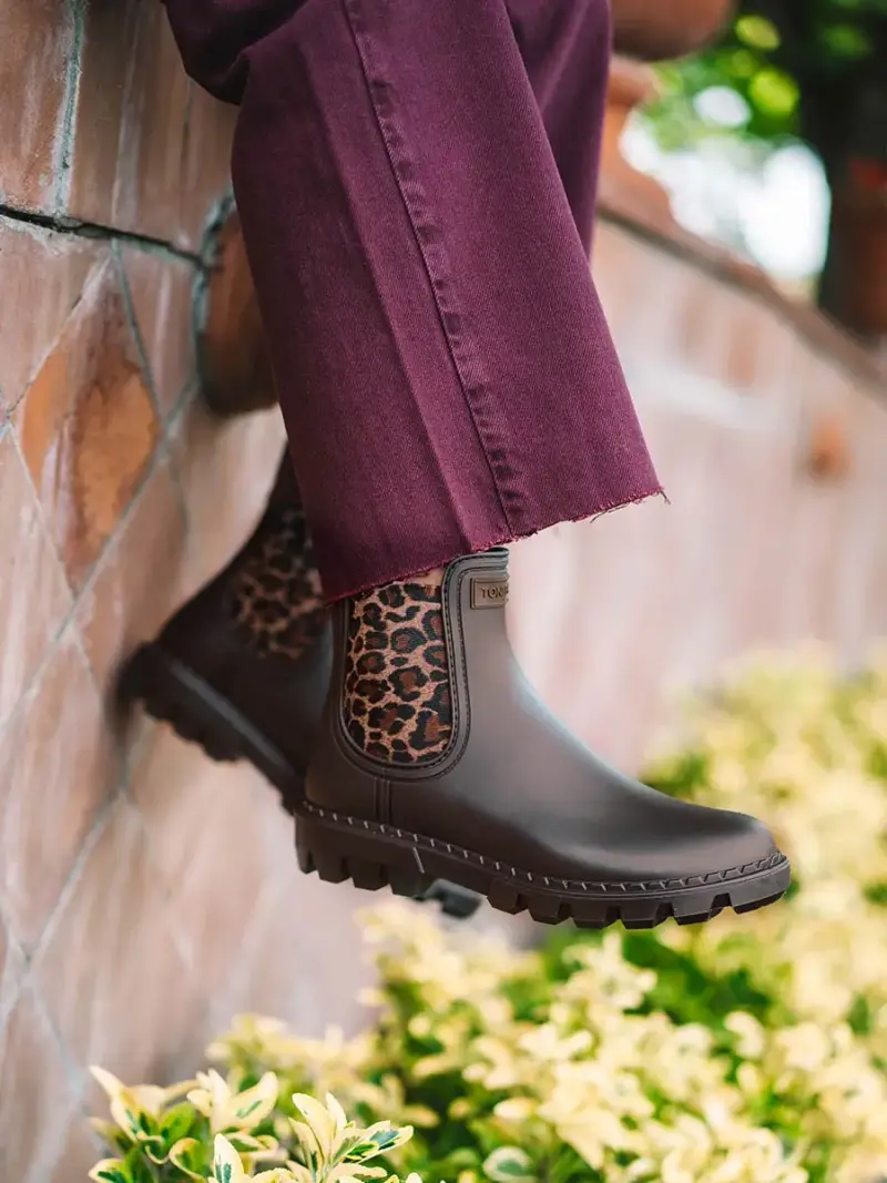 Stivaletti da pioggia da donna con elastici in animal print LEONE