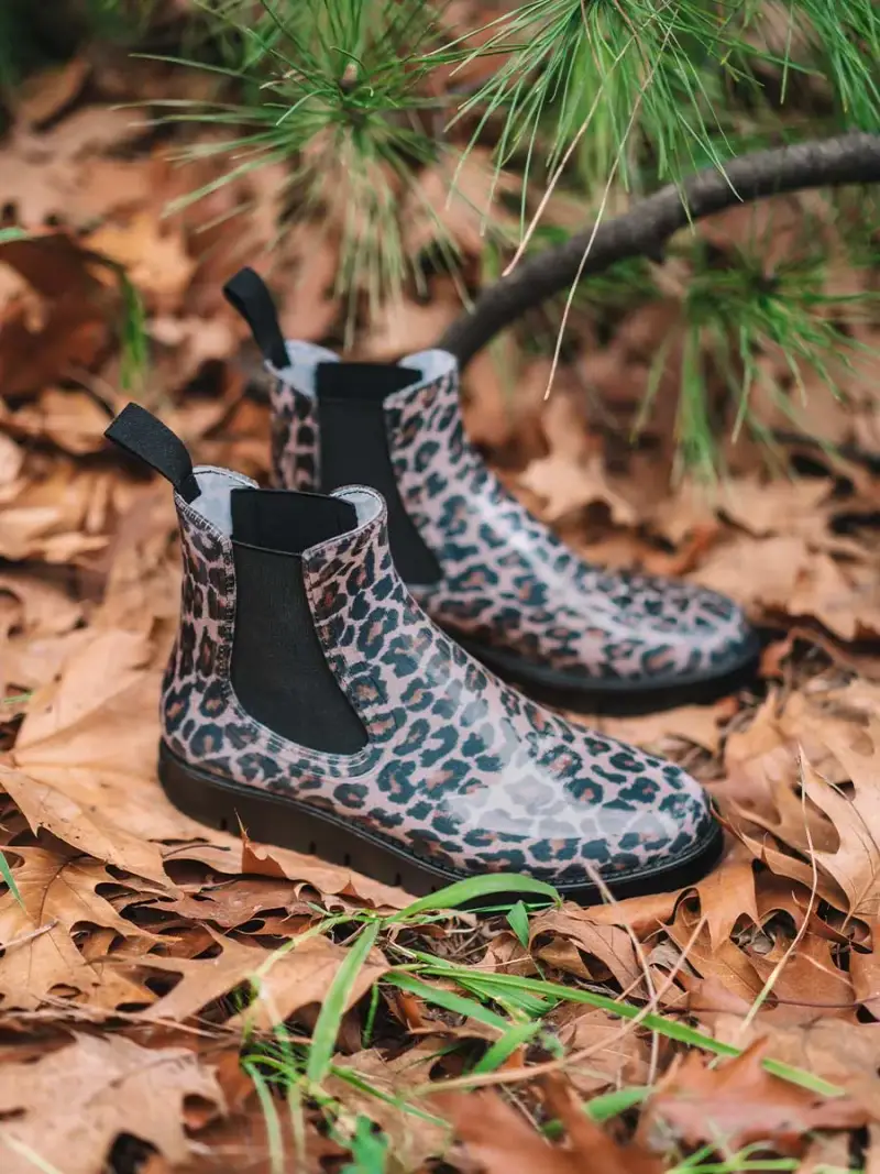 Stivaletti da pioggia da donna con stampa animal print LEONE