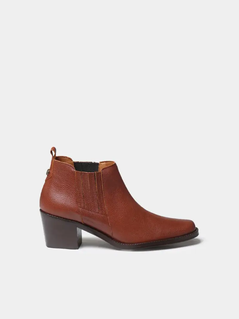 Stivaletto da donna in pelle con elastici e tacco CAMMELLO