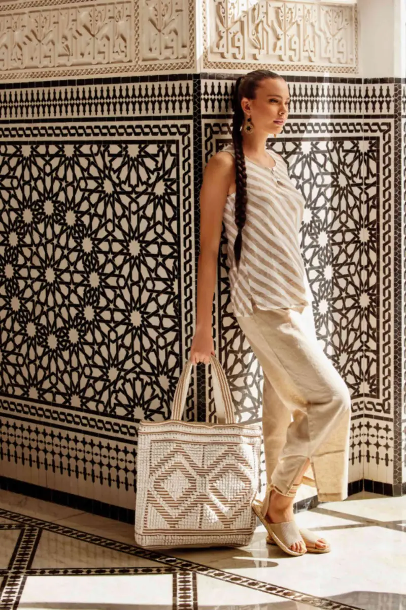 TOP SMANICATO IN LINO CLARA | Colore: Sabbia | Taglia: L