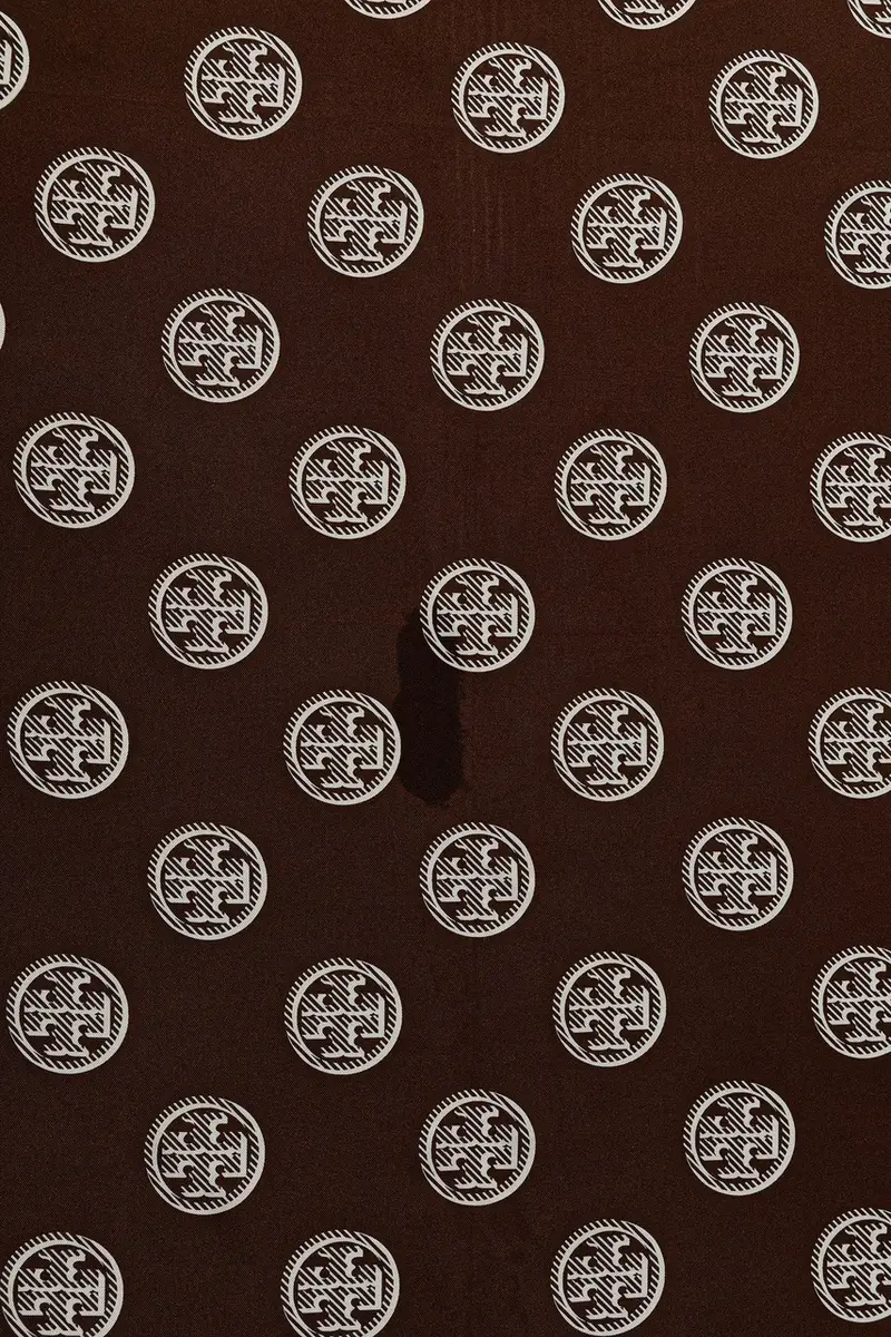 scialle in seta Medallion donna colore marrone 171200-200 miniatura 2