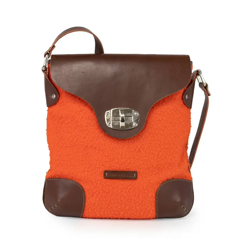 Messenger Style Bag In Pelle Tessuto Casentinese