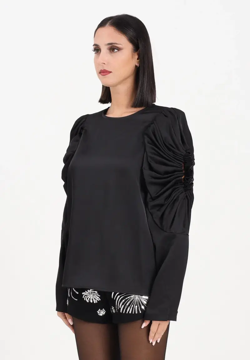 Blusa Wilbur nera da donna in tessuto satinato con cut-out alle maniche