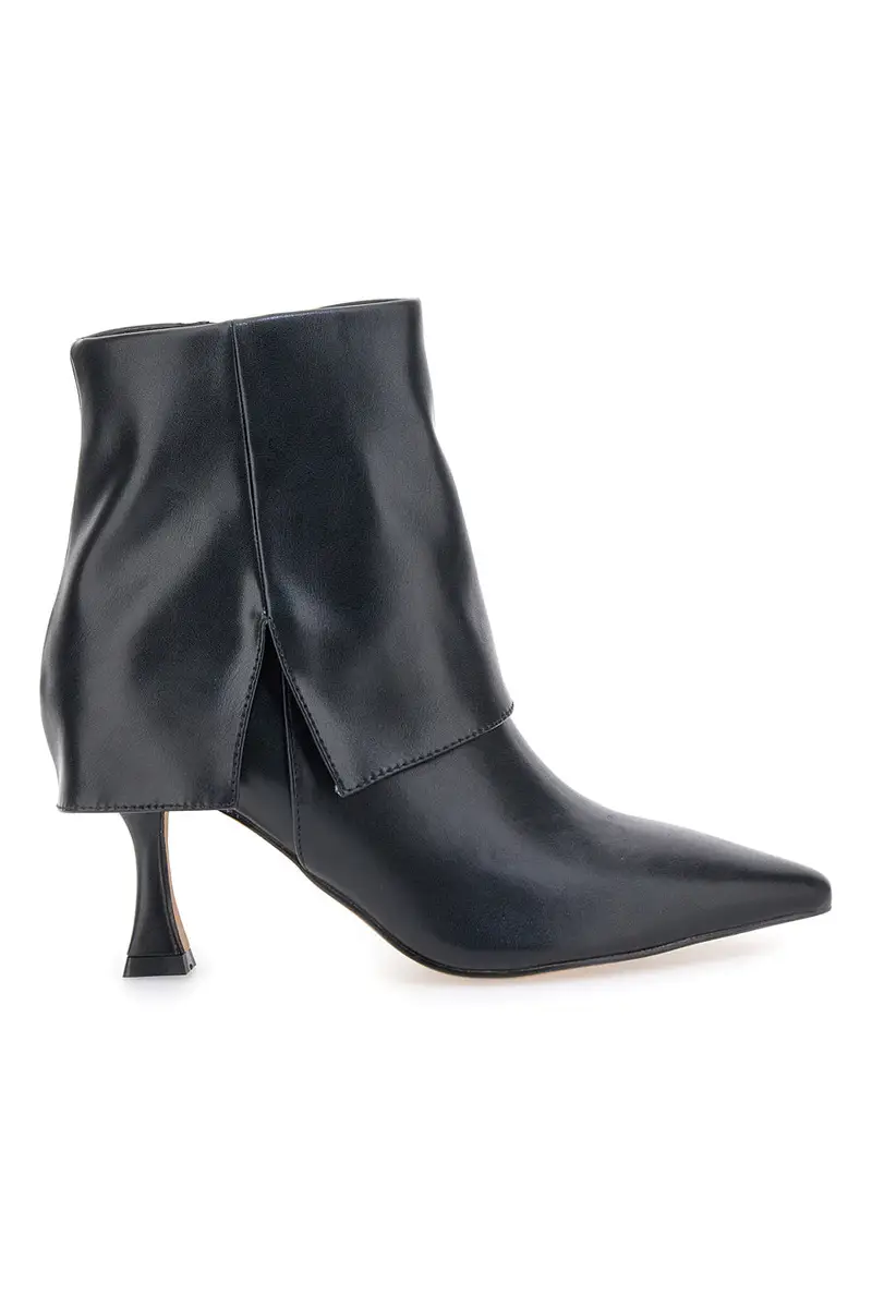 Tronchetti neri a punta con tacco a rocchetto Mon Dieu B8830Q8820Q5