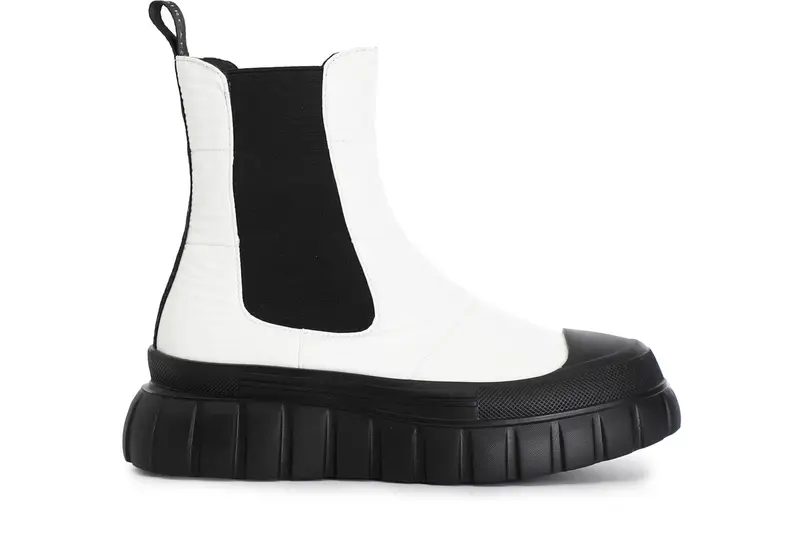 tronchetto donna con elastico e platform bianco