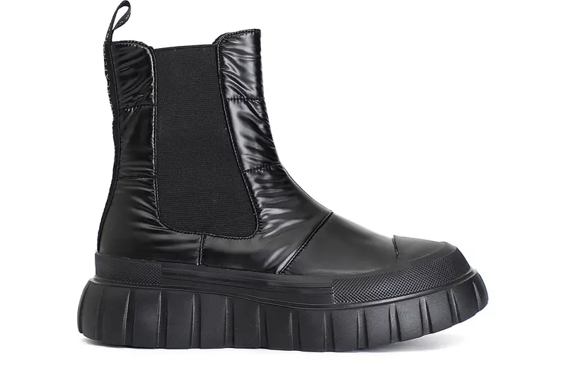 tronchetto donna con elastico e platform nero