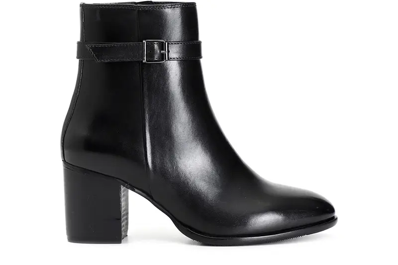 tronchetto donna in pelle con fibbia nero