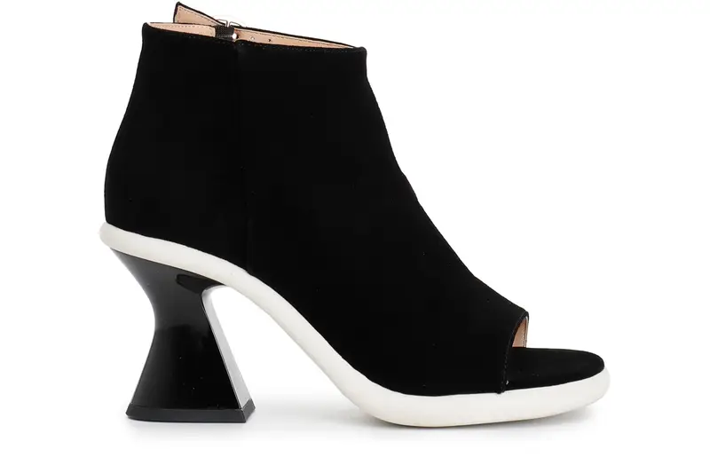 tronchetto in camoscio asimmetrico aperto spuntato nero 38