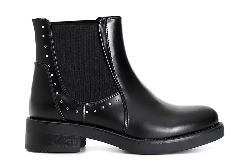 tronchetto in similpelle spazzolata con elastici e borchie nero 38