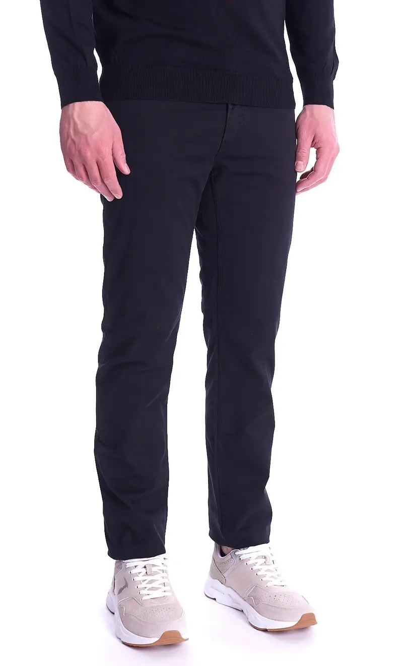 Pantalone 370 close trussardi elasticizzato leggero, colore nero