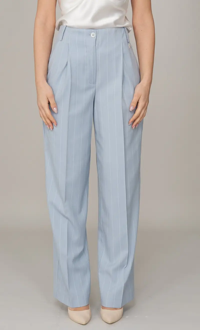 Pantalone gessato twinset actitude con pinces, colore celeste