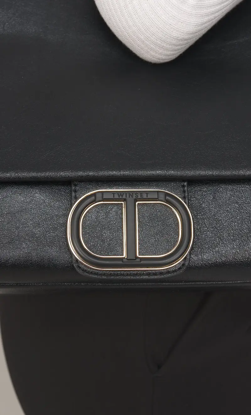 Borsa twinset con tracolla e patta con logo, colore nero miniatura 2