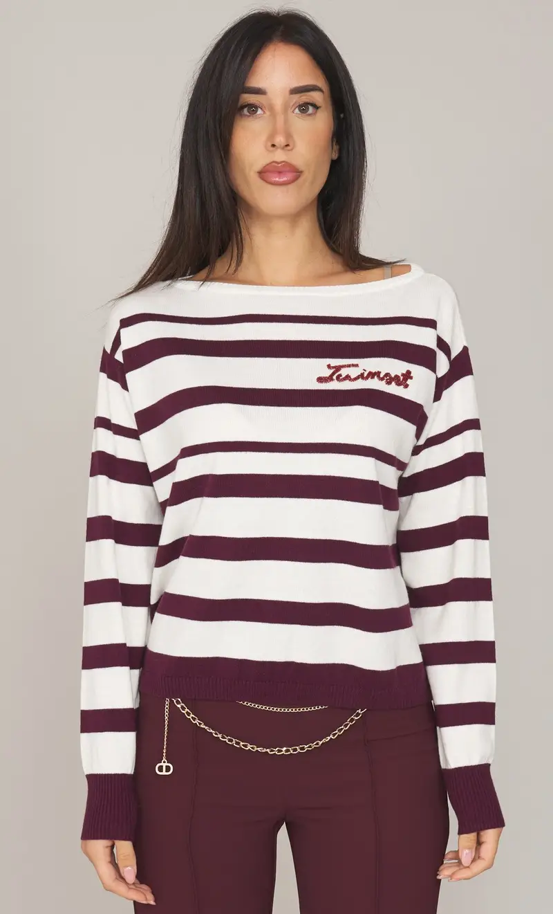 Maglia twinset rigata con scollo a barca, colore bordeaux